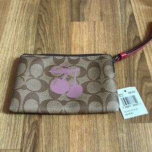 Brand new coach wristlet
